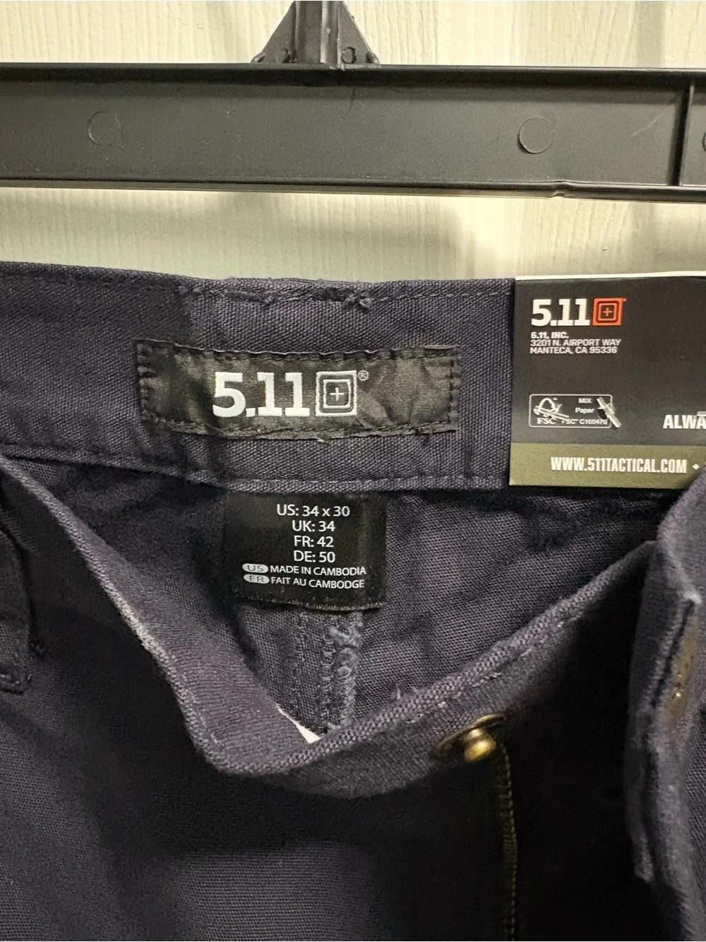5.11 Tactical Men's Navy Blue Cargo Pants - Picture 2 of 3